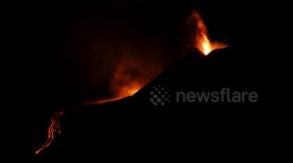 Etna Eruption of 1 April 2021 2/4