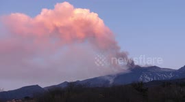 Etna Eruption 01 April 7/14