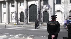 Arrests after Extinction Rebellion activists splash ‘fake oil’ over Bank of England