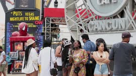 Tourists flock to Mexico to enjoy its nightlife amid little COVID-19 restrictions