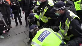 London 'Kill the Bill' protest: Scuffles at Trafalgar Square