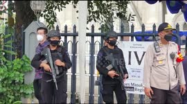 Heavy security at Indonesia churches for Easter