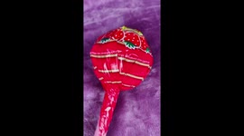 This is my favourite candy. The size is special for me and my longest natural nails.