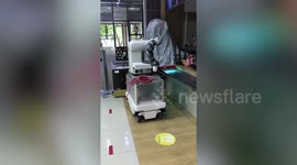 Researchers build cleaning robot that kills bacteria with UV rays