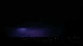 Spectacular lightning show seen from Ontario, Canada