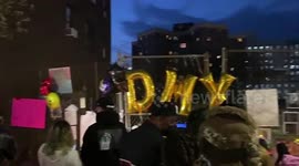 Fans gather, create makeshift memorial for rapper DMX outside NY hospital following his death