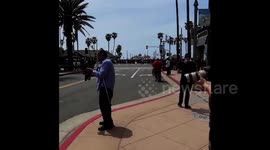 US: Police Declare Unlawful Assembly During White Lives Matter Protest In Huntington Beach, CA 2