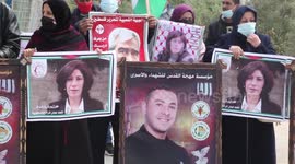 Palestinians protest in solidarity prisoners in Israeli jails
