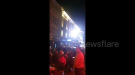 UK: Crowds Gather At Pubs And Restaurants In London After COVID-19 Lockdown Eases