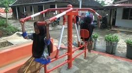 A group of elderly residents in Gunungkidul, Indonesia strengthen their immunity by exercising during the pandemic.