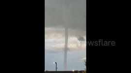 Huge waterspout spotted in New Zealand