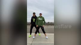 US couple lose a staggering 432 POUNDS to become parents