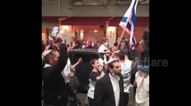 Israel Celebrates Independence Day, Crowds Pack Tel Aviv Streets 3