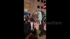 Israel Celebrates Independence Day, Crowds Pack Tel Aviv Streets 4