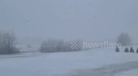 US: Unseasonal Winter Storm Brings April Snow To Denver Metropolitan Area 2