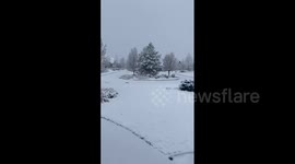 US: Unseasonal Winter Storm Brings April Snow To Denver Metropolitan Area 4