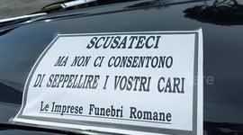 'Sorry, we can't bury your loved ones' say funeral workers in Rome