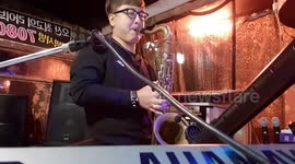 A song sung by comparing people's lives with coins~ Coin Life (Saxophone Performance)