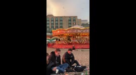 Hundreds flock to Brighton beach over the weekend, with Saturday ending in a stunning sunset
