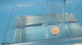 YouTuber demonstrates how to light a candle underwater