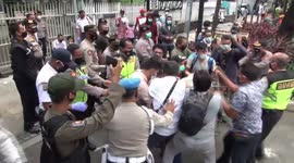 Confusion of Ordering Asylum Seekers on Jalan Kebon Sirih, Central Jakarta, Indonesia