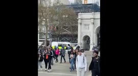 High turn out - lots of people and police for 20/4 Hyde Park in London today .... I think it’s going to kick off