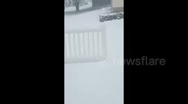 US: Heavy Late-April Snow Falls In Ohio 2