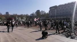 Anti-lockdown protesters demonstrate outside Buckingham Palace in London