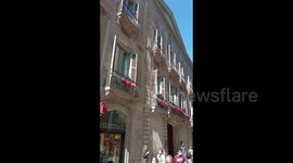 Barcelona’s Valentine’s Day: books and roses for St. Jordi