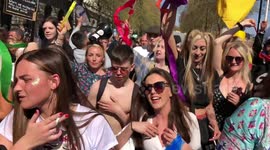 Stand Up X anti vaccine and lockdown protest ends with clashes with the police