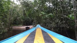 Going by boat to Abaré SUP and FOOD restaurant in Manaus - Brazil