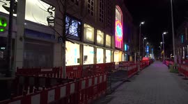 Biggest shopping street in Düsseldorf is completely empty due to new corona curfews in Germany
