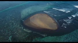 New island appeared in a lagoon in Réunion Island after a big swell