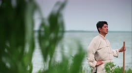Zhang Yu Goes out to Get the Right Soil in Tianjin to Create Clay Figure