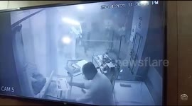 Medical workers rescue 16 COVID-19 patients as fire breaks out in Indian hospital