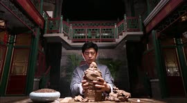 First Step of Creating Clay Figures: Complete the Preliminary Shape of the Work