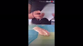 'US Housewife Shares Hack on How to Remove Chicken Tendons Easily'
