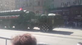 Russia unveils military might in Moscow