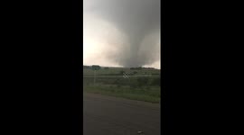 Deadly tornado over north Texas
