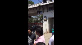 Chaos in New Road, Kathmandu after the earthquake