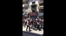 Aftermath of Nepal earthquake on country's busiest high street
