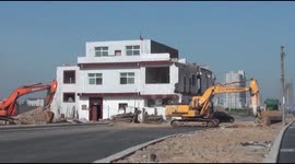 Homeowner refuses to move for highway construction