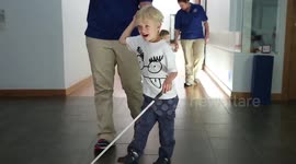Mum performs Amazing Grace for albinism awareness