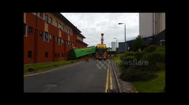 Lorry has a close shave as it crashes into a hospital