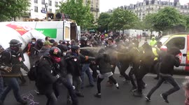 'Radical elements' brutally attack peaceful demonstrators in Paris on May Day