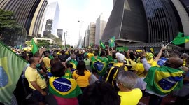 Thousands of Brazilians join pro-Bolsonaro rally against COVID-19 restrictions imposed by mayors