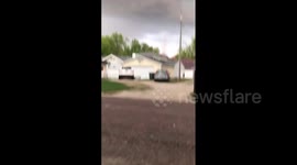 US: Landspout Spotted Off Aurora, Nebraska