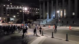 Black lives matter protest to Fire officer pulled a gun on them after they told him to put his mask on