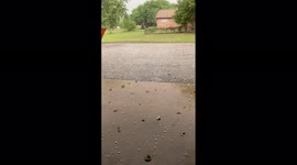 US: Tornado Warned Storm With Marble-Sized Hail Strikes Texas 3