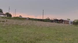 US: Tornado Warned Storm With Marble-Sized Hail Strikes Texas 2